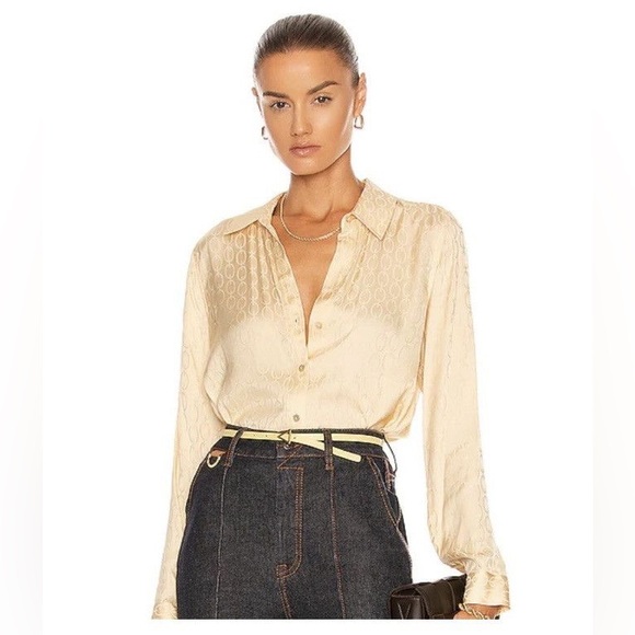 L'AGENCE Tops - L'AGENCE Holly Chain-Print Silky Collared Blouse Butter Yellow XS Luxury Career